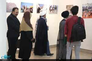 افتتاح نمایشگاه عکس روح الله در اصفهان 