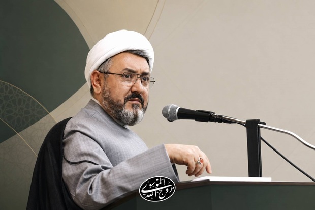 Hostility toward America rooted in a Monotheistic worldview Imam analyzed the confrontation with America not at the level of East vs. West competition, but in the depth of a monotheistic worldview.