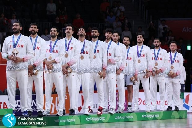 عکس و ویدیو| اهدای مدال برنز بازی های آسیایی 2026 به تیم ملی بسکتبال ایران