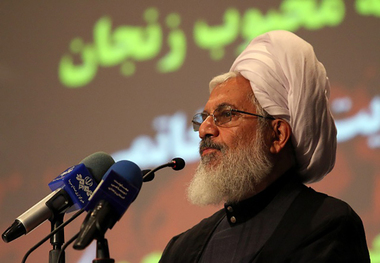 بسیج، حصار محکمی پیرامون اصل انقلاب است