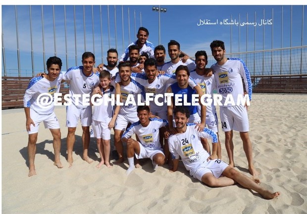 استقلالی ها به بازی والیبال در ساحل کیش پرداختند +عکس
