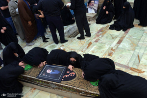 مراسم خاکسپاری حجت الاسلام و المسلمین محتشمی پور(ره) در حرم شاه عبدالعظیم الحسنی(ع)