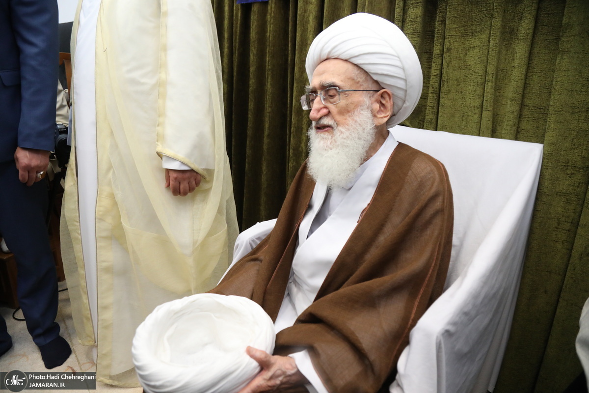 آیت‌الله‌العظمی نوری‌همدانی: حفظ کرامت ملت وظیفه مسئولان است