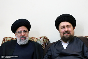 حاشیه های تجدید میثاق رئیس قوه قضائیه و مسئولان عالی قضایی با آرمان‌های امام خمینی(س)