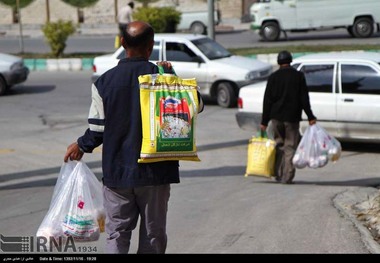 توزیع سبد غذایی به خانوارهای بهزیستی قزوین آغاز شد