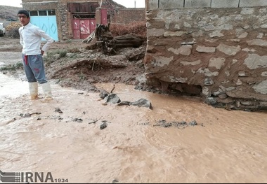 سیل برق روستاهای رازو جرگلان خراسان شمالی را قطع کرد