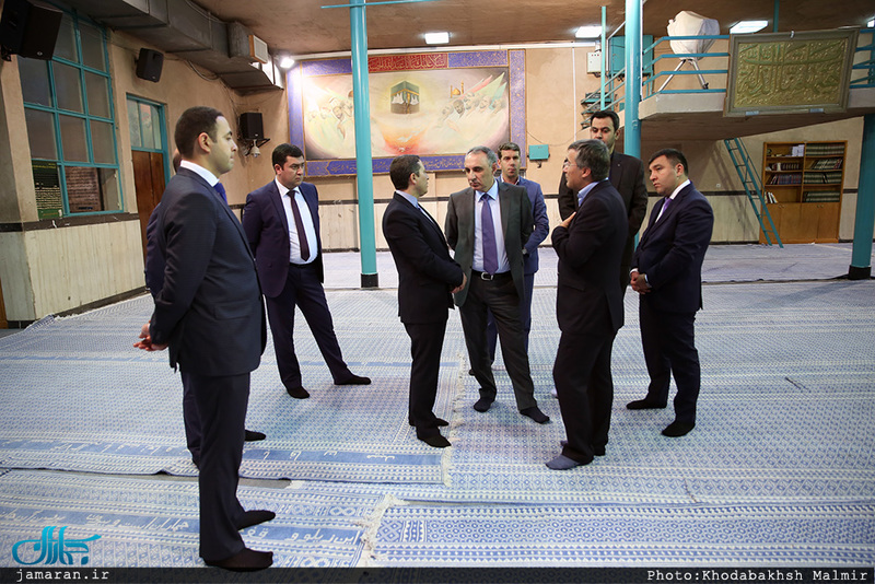 بازدید رئیس سازمان بازرسی کشور آذربایجان از بیت امام خمینی (س) در جماران 