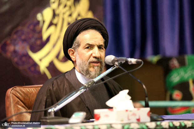 ابوترابی: آنچه امام خمینی(س) را در این جایگاه قرار داده، اراده او بر سلوک علمی و مبتنی بر معرفت بود