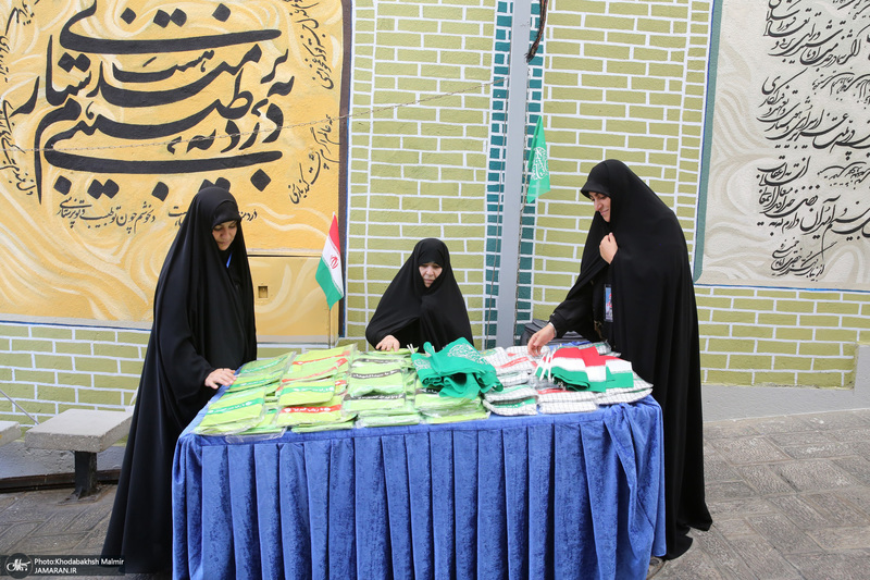 همایش جهانی سه ساله های حسینی در حسینیه جماران 1