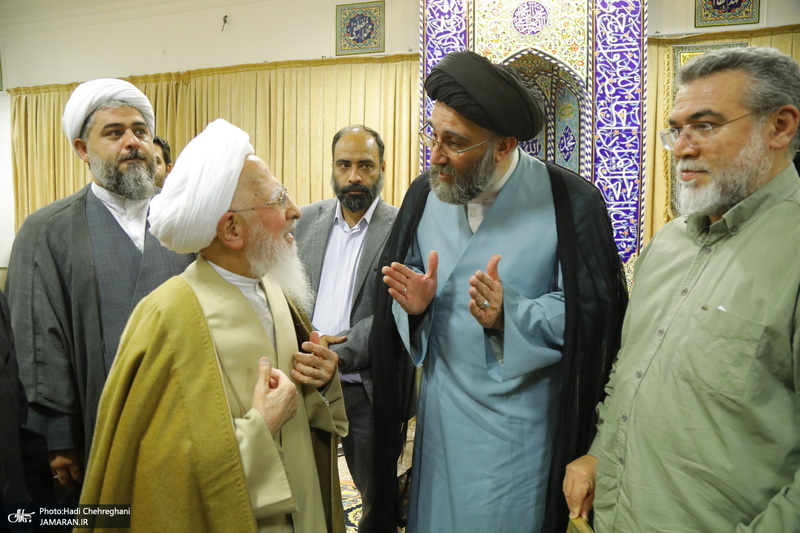 دیدار جمعی از شاعران آیینی با آیت الله العظمی جوادی آملی
