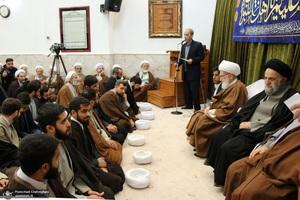 عمامه گذاری طلاب در روز عید مبعث توسط مراجع عظام تقلید‎‎