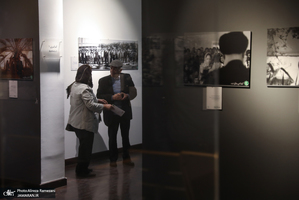 نمایشگاه عکس های کمتر دیده شده از مرحوم آیت الله سید محمود طالقانی