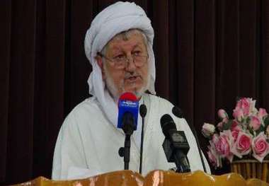 ترور و تندروی یک جریان خطرناک و به دور از آیین اسلام است