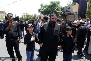 دسته عزای شهادت امام صادق(ع) با حضور آیت الله العظمی وحید خراسانی