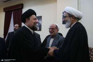 حاشیه های تجدید میثاق رئیس و مسئولان عالی قضایی با آرمان های حضرت امام خمینی (س)