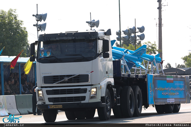 مراسم گرامیداشت روز ارتش جمهوری اسلامی ایران در جوار حرم امام خمینی(س)-1/ رژه