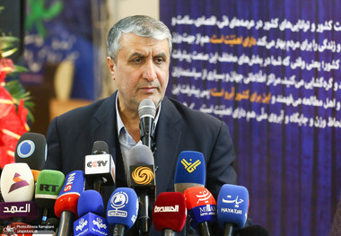 رییس سازمان انرژی اتمی: اصل مشکل آمریکایی‌ها پیشرفت کشورهاست نه سلاح اتمی/  ما امروز هم پای چند کشور انگشت‌شمار کار تحقیقاتی و توسعه‌ای انجام می‌دهیم/ در حوزه لیزر هم در حال توسعه هستیم