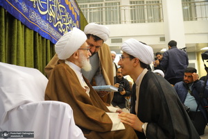 عمامه گذاری طلاب به مناسبت نیمه شعبان