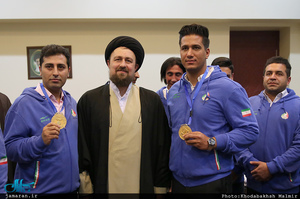 دیدارجمعی از اعضای کمیته مستقل پرثوا و پیشکسوتان با سید حسن خمینی