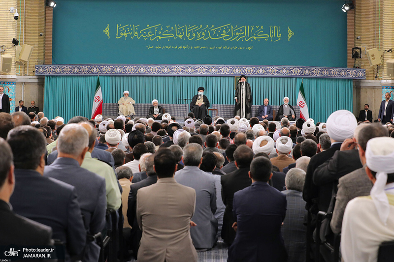 دیدار مسئولان نظام و مهمانان کنفرانس وحدت اسلامی با رهبر معظم انقلاب