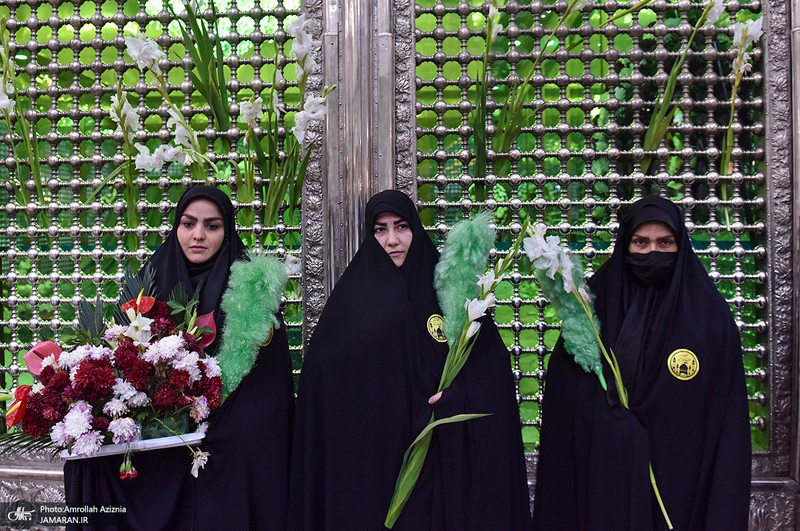 مراسم گل افشانی حرم مطهر امام خمینی (س)