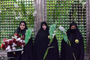 مراسم گل افشانی حرم مطهر امام خمینی (س)