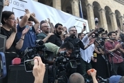 عکس/ درگیری در ساختمان پارلمان گرجستان