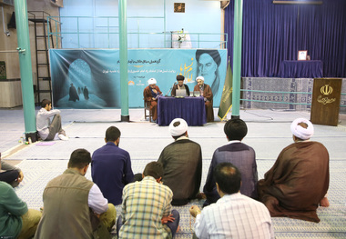 گردهمایی میثاق طلاب با آرمان های امام خمینی (س)