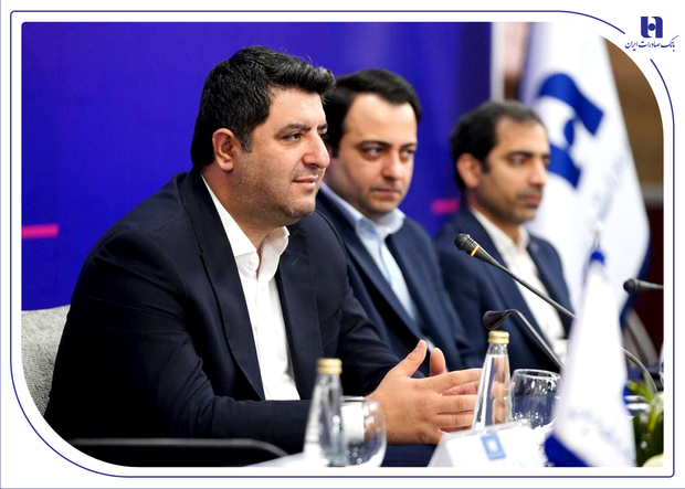 اصلاح نگاه ذی‌نفعان مختلف به نظام بانکی یکی از مهمترین ضرورت‌ها در نظام اقتصادی کشور است