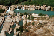آبشار هفت قلوی روستای ایوان، معجزه ای در ایلام