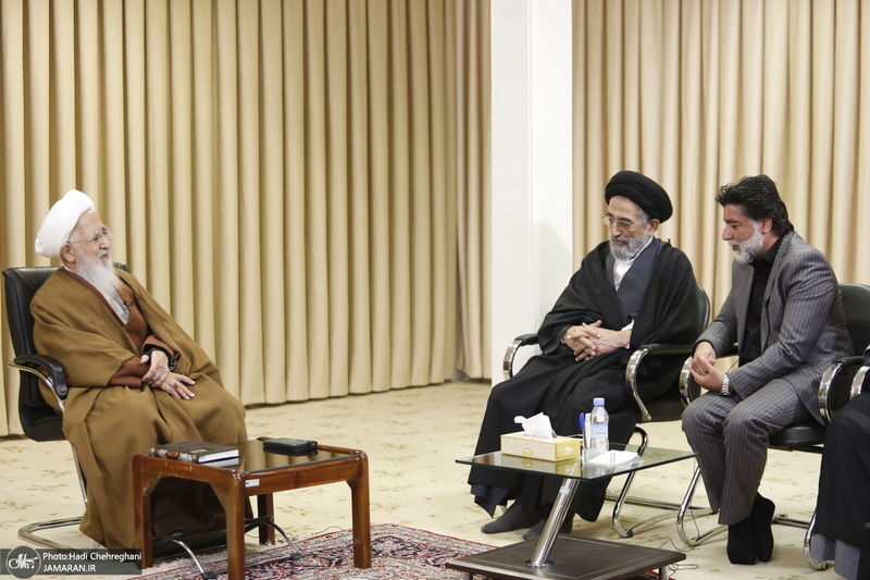 دیدار اعضای موسسه ریحانة النبی با آیت الله العظمی جوادی آملی