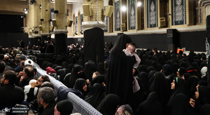 مراسم عزاداری شب شهادت حضرت فاطمه‌زهرا (س) در حسینیه امام خمینی