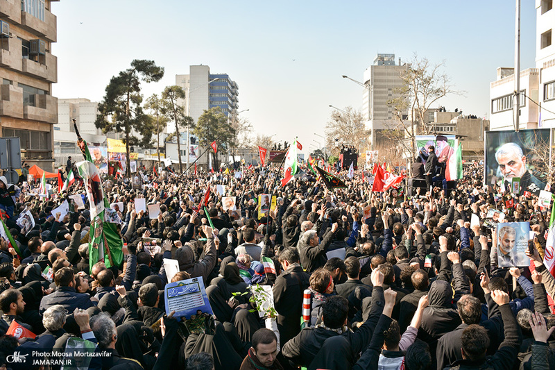  حضور میلیون ها تهرانی در تشییع پیکر مطهر سردار قاسم سلیمانی - 10 