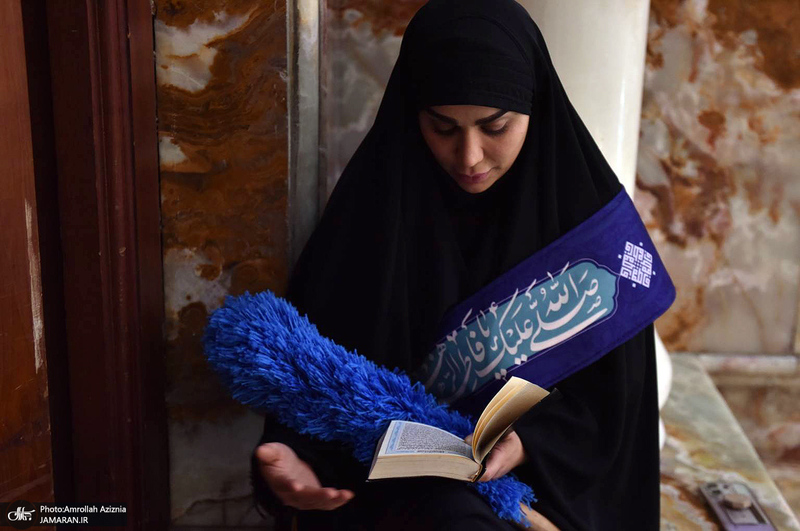 همایش بانوان عاشورایی در حرم مطهر امام خمینی (س)