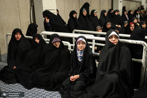 دیدار مسئولان نظام و میهمانان کنفرانس وحدت اسلامى‌ با رهبر معظم انقلاب