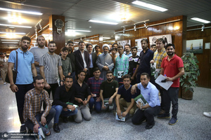 بازدید جمعی از دانشجویان بین‌الملل دانشگاه علامه طباطبایی به عنوان سفیران تمدن اسلامی از جماران