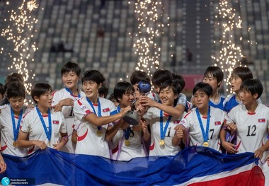 رمز حکومت موفق فوتبال زنان کره شمالی در دنیا چیست؟ 