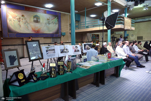 دیدار اعضای جبهه فرهنگی نقلاب اسلامی با سید حسن خمینی