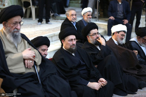 مراسم بیست‌و‌نهمین سالگرد ارتحال حاج سید احمد خمینی و بزرگداشت آیت‌الله بجنوردی در حرم امام