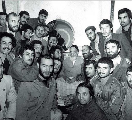 الطلاب ذخائرالشعب‏