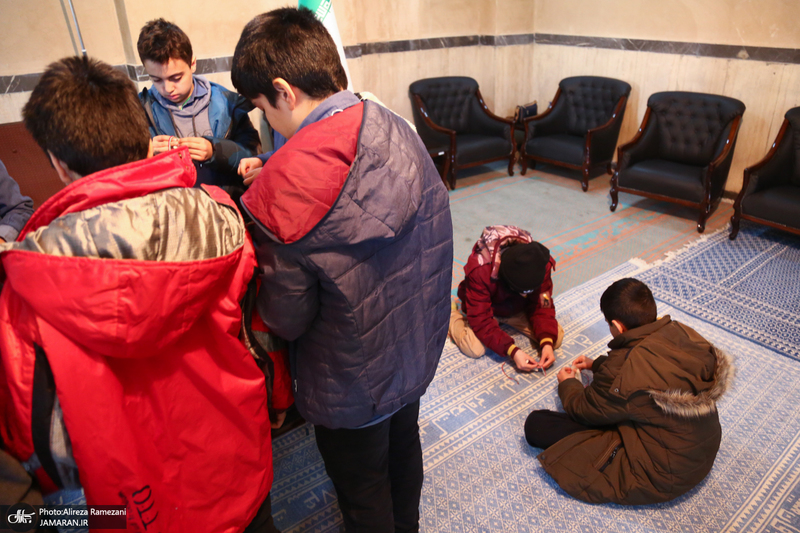 بازدید اقشار مختلف مردم از بیت امام خمینی (س) در جماران-4