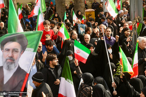 مراسم تشییع پیکرهای مطهر 84 شهید قهرمان ناوشکن دنا -2