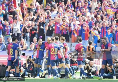 عکس| بارسلونا حالا حالاها به رئال نمی رسد!