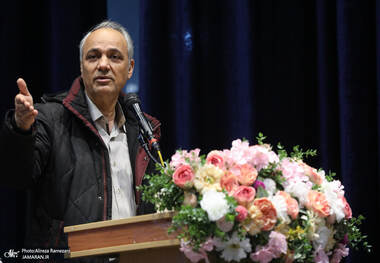 زیدآبادی: هفتۀ جاری به معنای واقعی کلمه حیاتی است/ استفاده یا عدم‌استفاده از این فرصت، آیندۀ کشور را به دو مسیر کاملاً متفاوت هدایت خواهد کرد