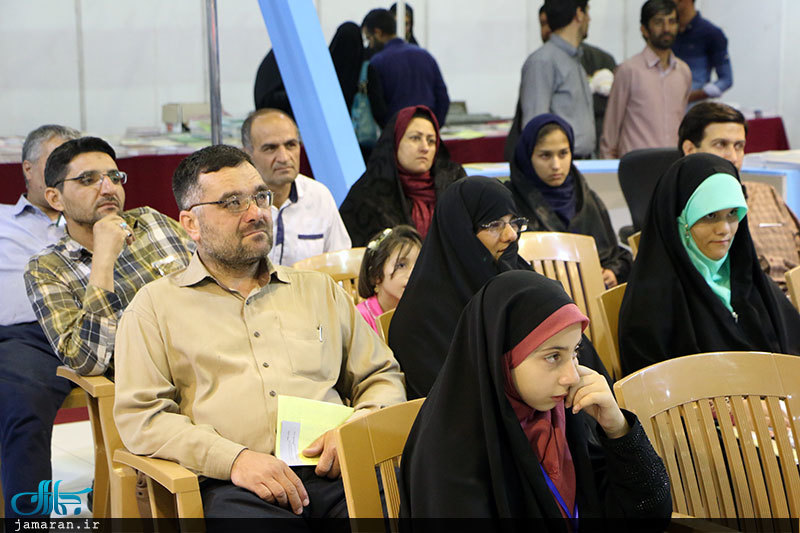 غرفه موسسه تنظیم ونشر آثار امام خمینی(س) در چهاردهمین نمایشگاه قرآن 