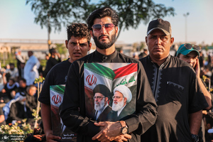 تشییع پیکر مطهر رهبر شهید در نجف اشرف