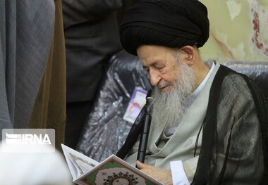 آیت الله علوی گرگانی جان باختن شماری از هم‌میهنان در کرمان و سقوط هواپیما را تسلیت گفت