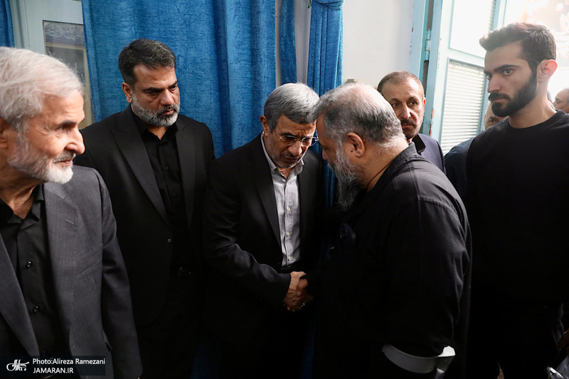 مراسم ختم خواهر محمود احمدی نژاد