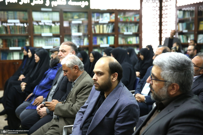 دیدار کارکنان موسسه تنظیم و نشر آثار امام خمینی (س) با حجت الاسلام و المسلمین علی کمساری
