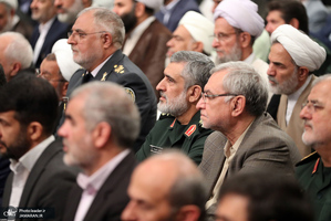 دیدار مسئولان نظام، سفرای کشور‌های اسلامی و مهمانان کنفرانس وحدت با رهبر انقلاب